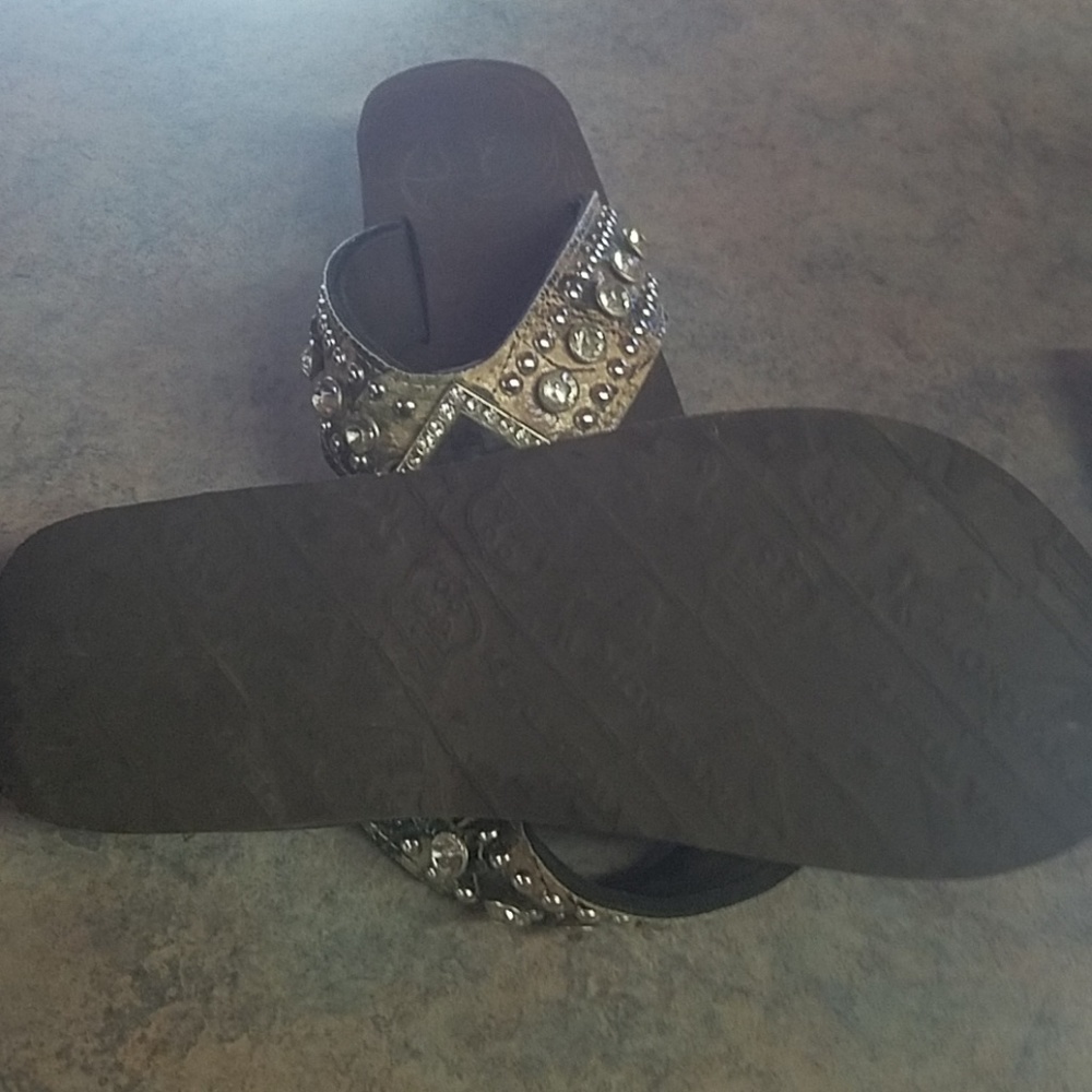 Flip flops - Picture 2 of 2